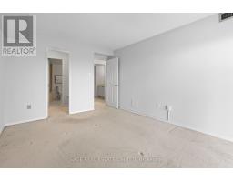 1015 - 30 Harding Boulevard W, Richmond Hill, ON L4C9M3 Photo 21