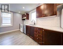 Upper 2 Floors - 121 Seventh Street, Midland, ON L4R3Y9 Photo 34