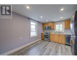 Upper 2 Floors - 121 Seventh Street, Midland, ON L4R3Y9 Photo 6