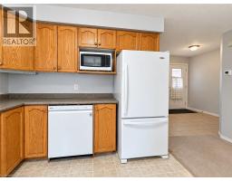 Kitchen/Dining room - 63 Orchid Crescent, Kitchener, ON N2E3N3 Photo 6