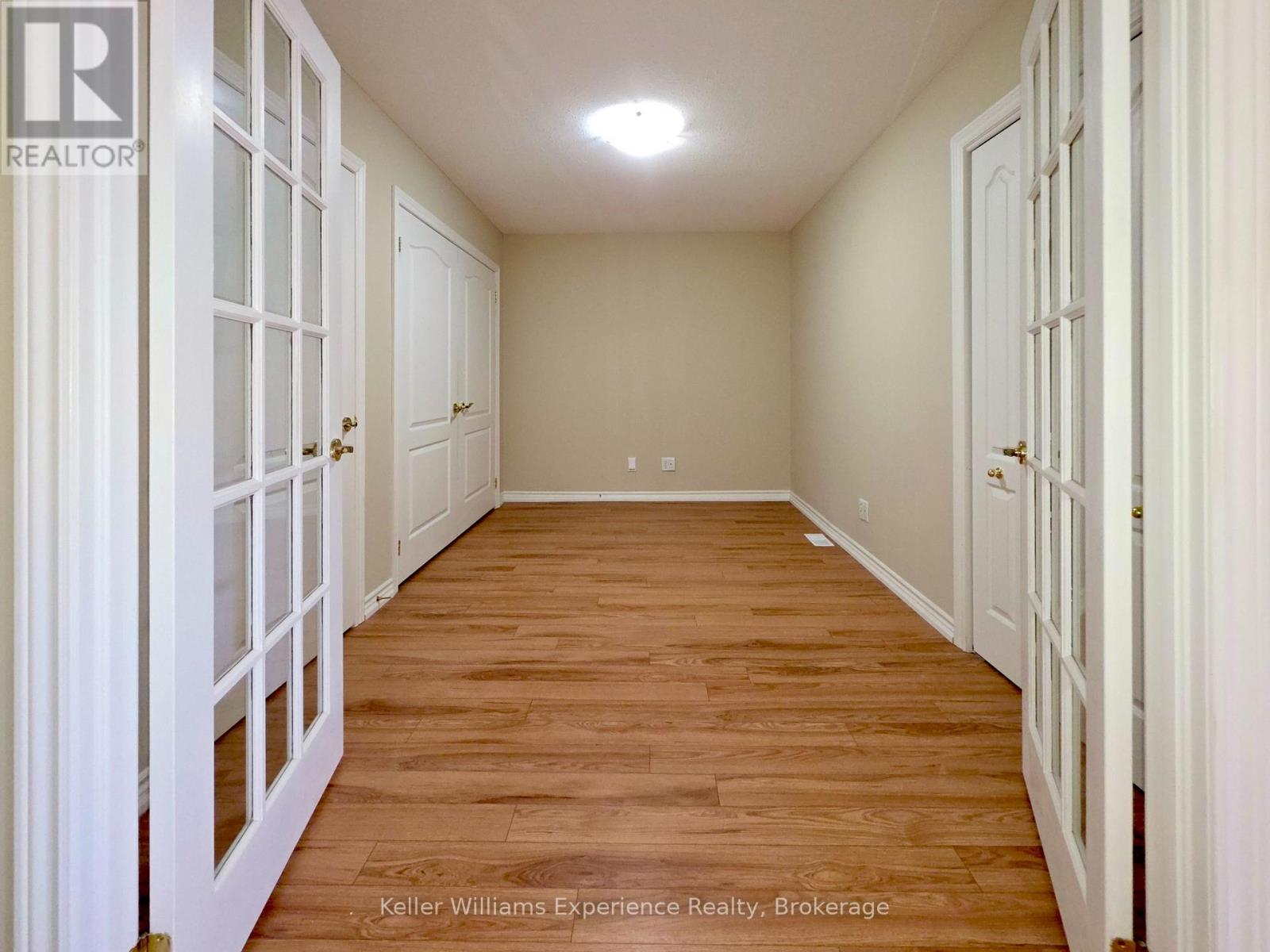 #109 24 ONTARIO STREET - 10