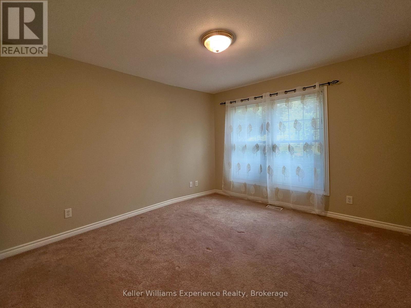 #109 24 ONTARIO STREET - 12
