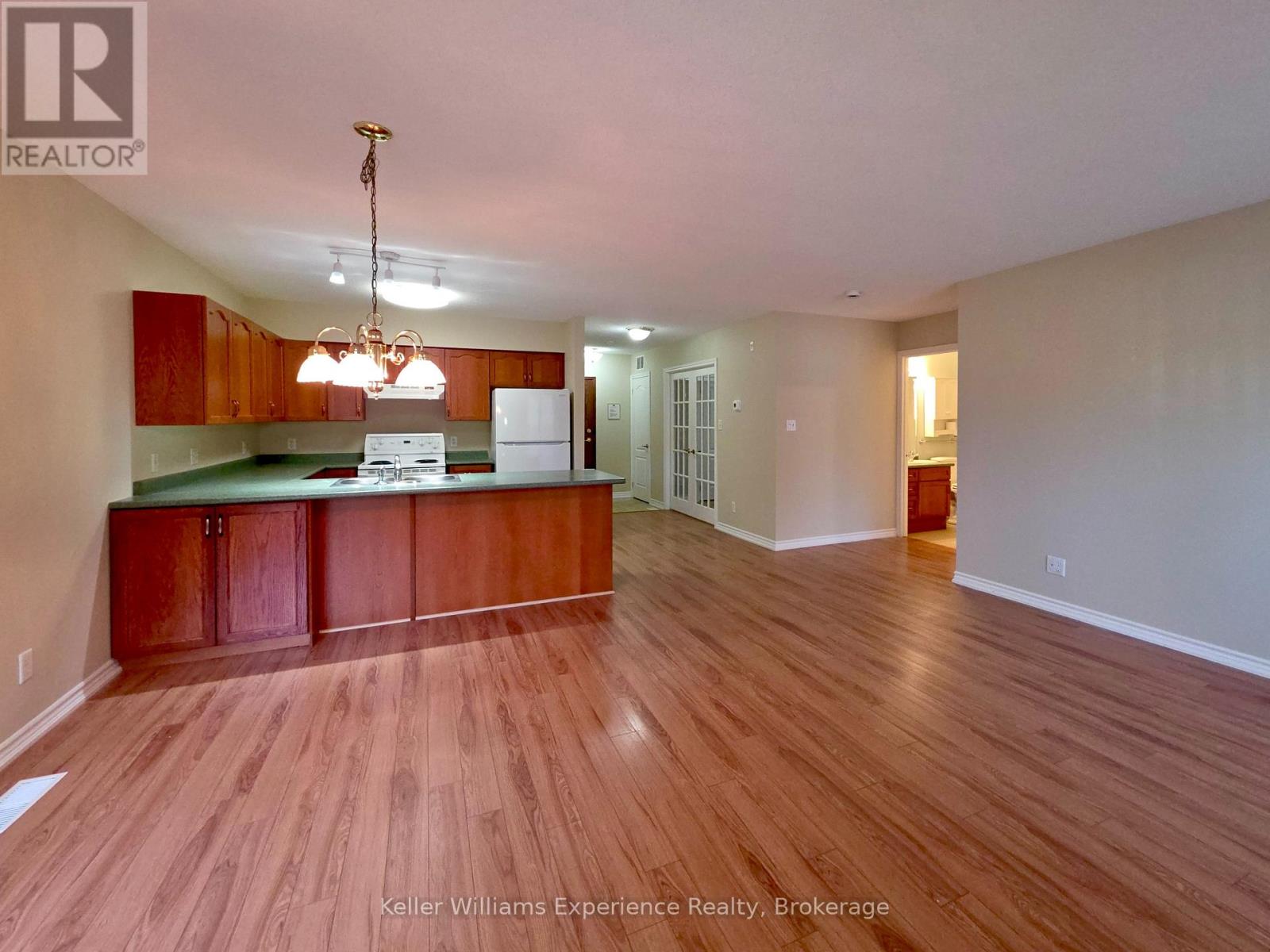 #109 24 ONTARIO STREET - 20