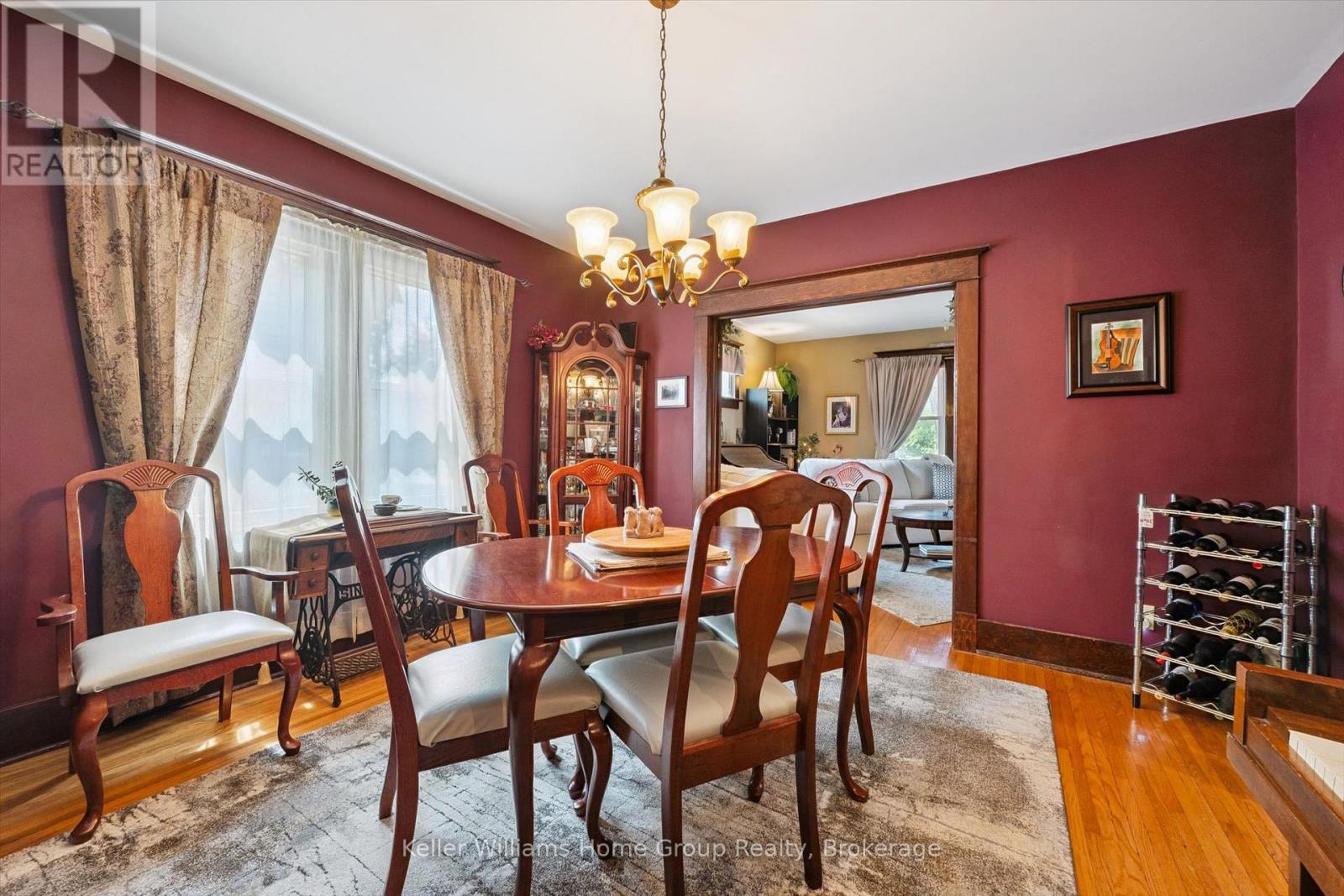 330 ANGUS STREET - Image 11