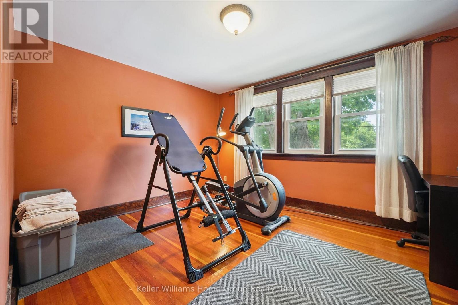 330 ANGUS STREET - Image 22