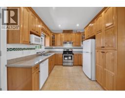 5891 Dickens Place, Burnaby, BC V5H1W4 Photo 12