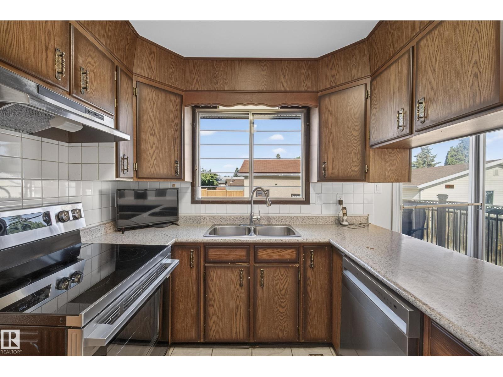 1908 62 ST NW - Image 12