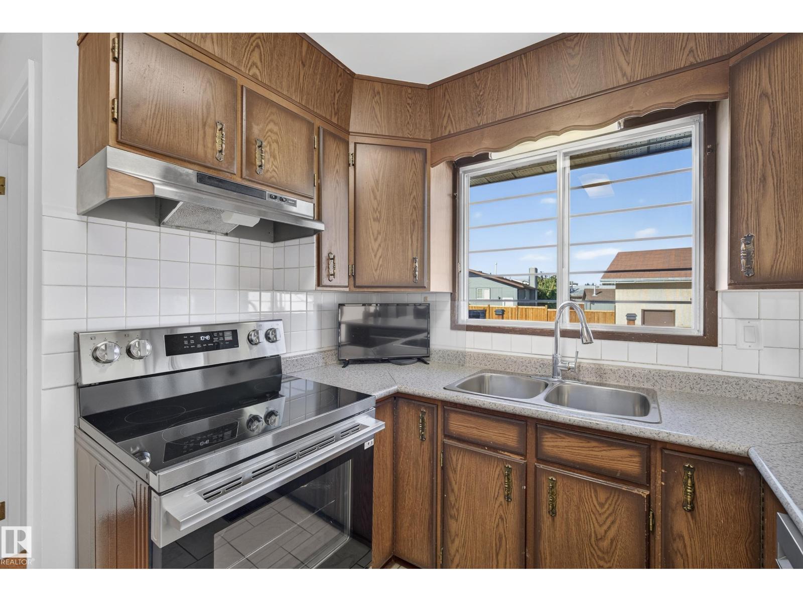 1908 62 ST NW - 13