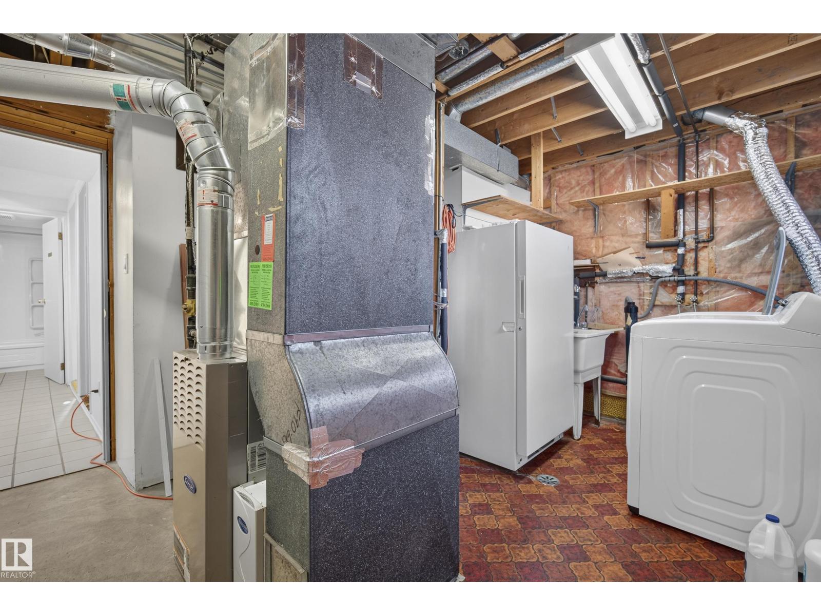 1908 62 ST NW - Image 34