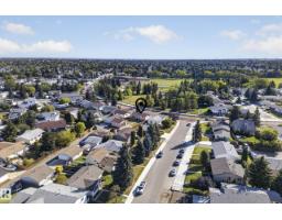 1908 62 St Nw, Edmonton, AB T6L1L9 Photo 57
