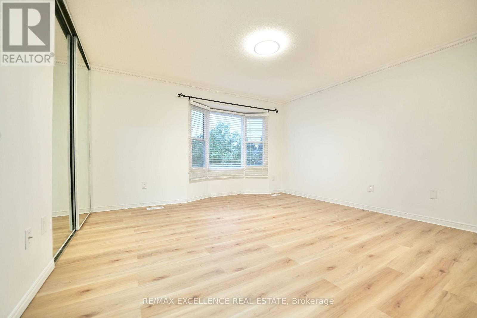 41 ROMAN CRESCENT - 14