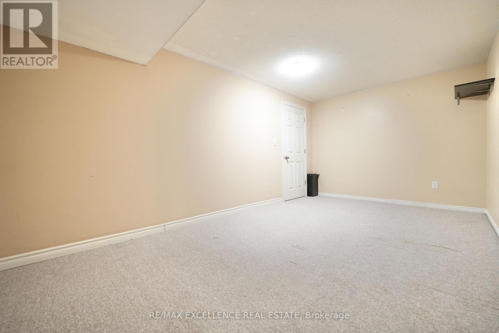 41 ROMAN CRESCENT - Image 21