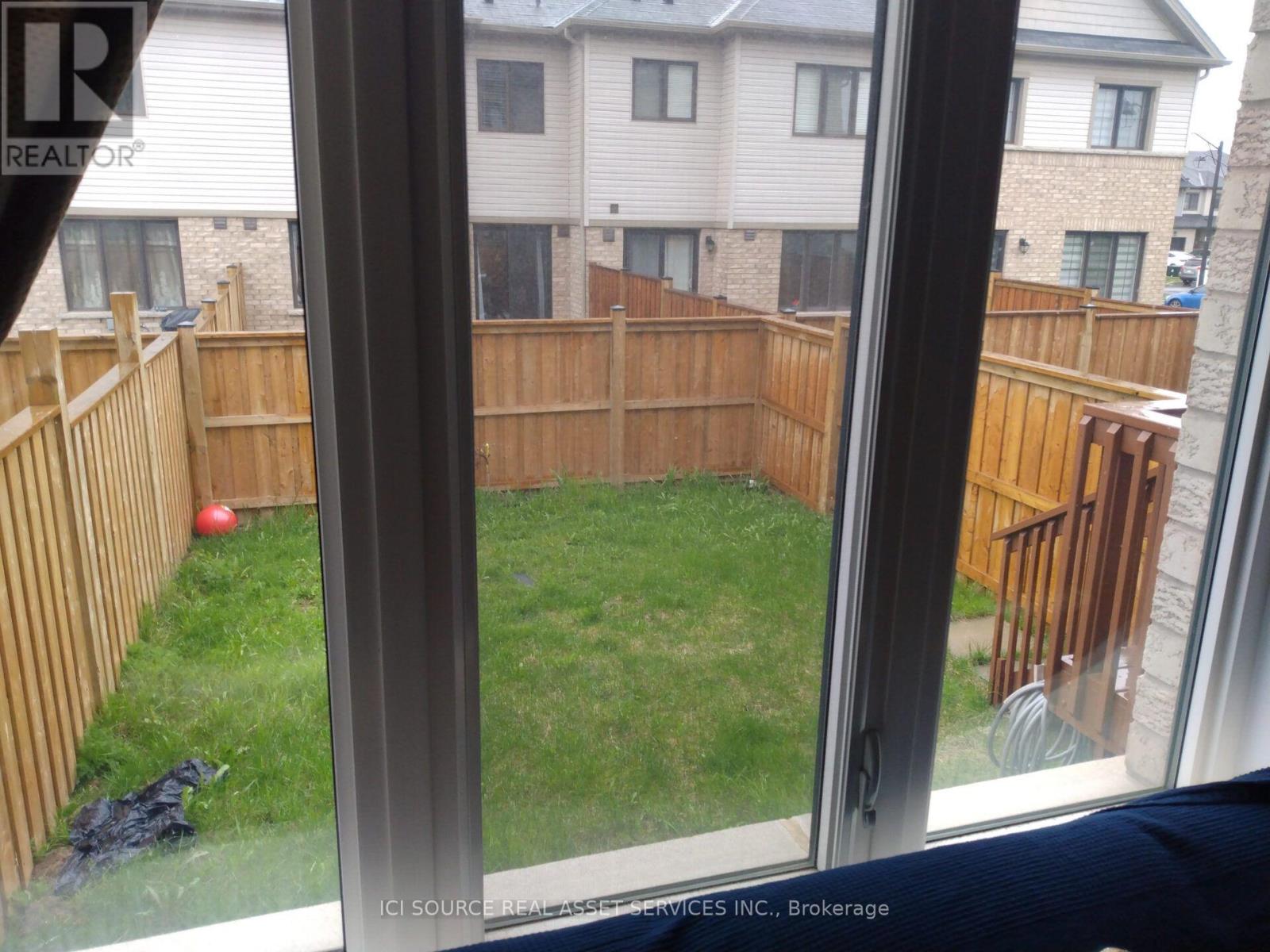 Photo of 60 Scarletwood Street