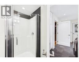 43 Beaconsfield Rise Nw, Calgary, AB T3K1X3 Photo 28