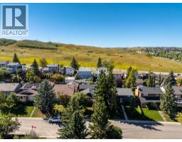 43 Beaconsfield Rise Nw, Calgary, AB T3K1X3 Photo 37