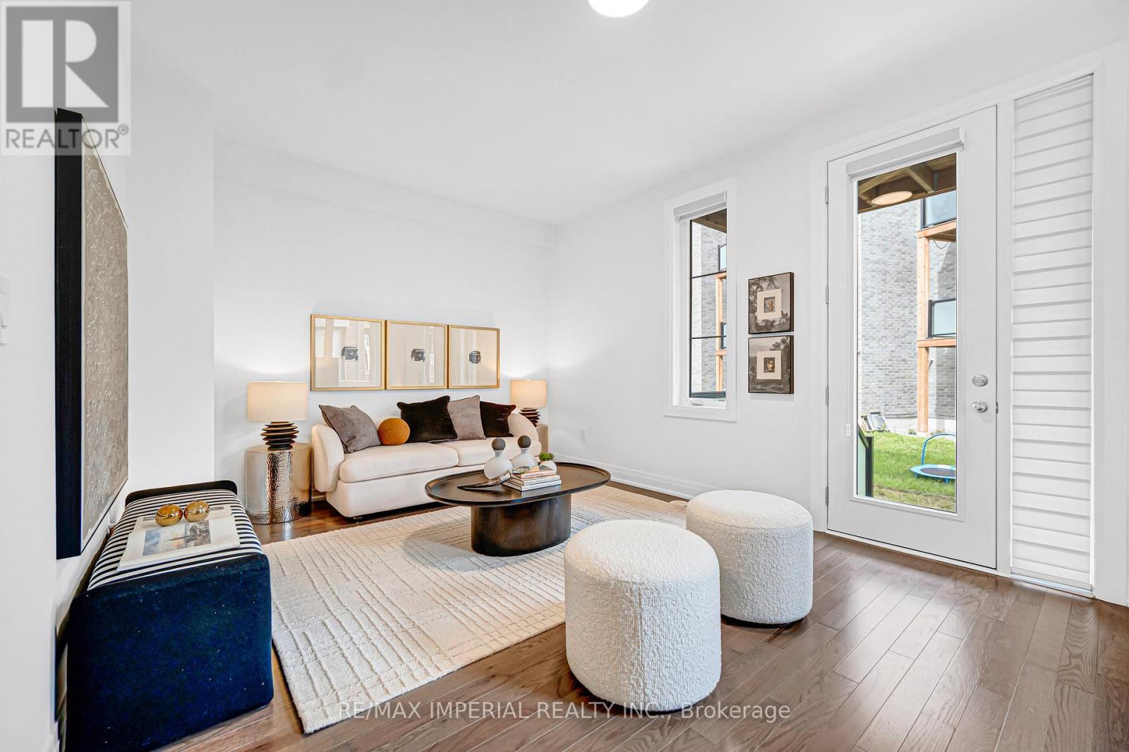 212 VERMONT AVENUE - 4
