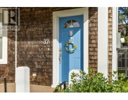 37 Reserve Street, Charlottetown, PE C1A2K9 Photo 7