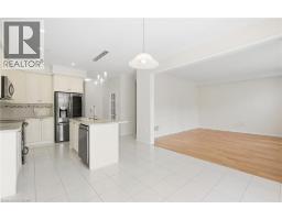 Dining room - 35 Royal Coachman Way, Stoney Creek, ON L8J0M2 Photo 15