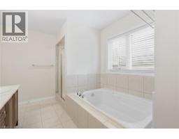 35 Royal Coachman Way, Stoney Creek, ON L8J0M2 Photo 31
