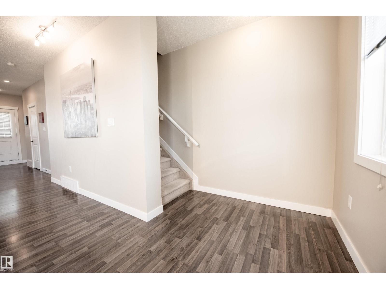 #65 8315 180 AV NW - 37