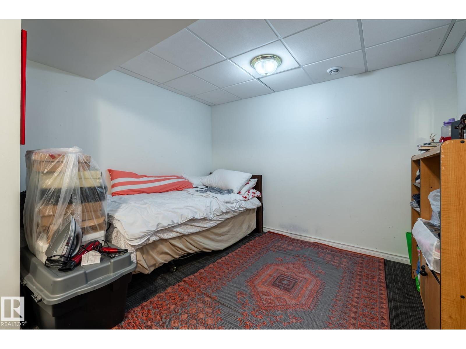 5907 203 ST NW - 26