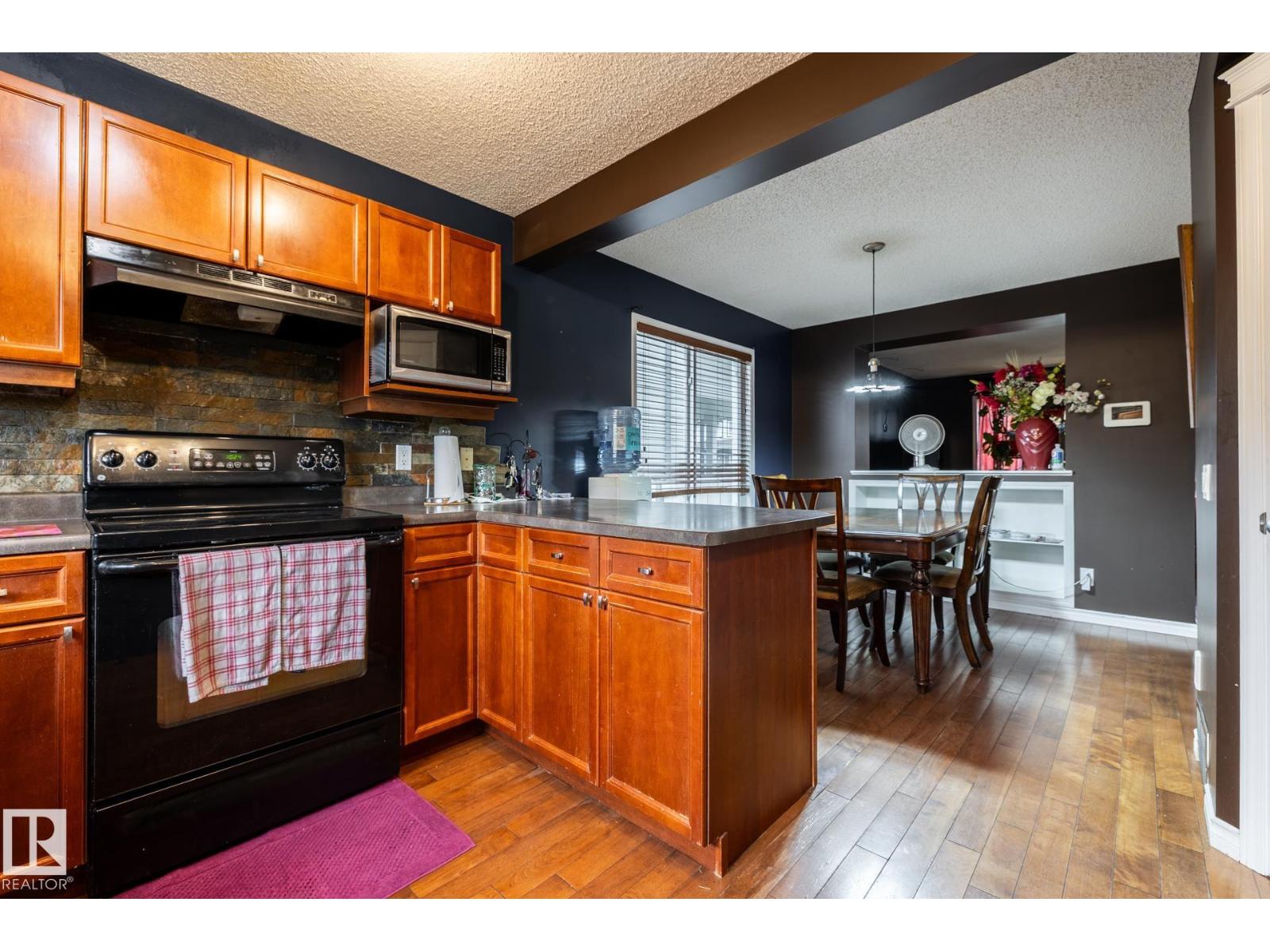 5907 203 ST NW - Image 12