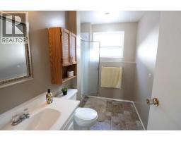 4930 58 Avenue, Taber, AB T1G1E7 Photo 15