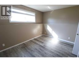 4930 58 Avenue, Taber, AB T1G1E7 Photo 16