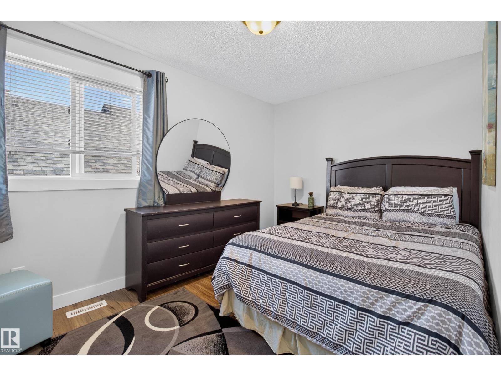 347 ASCOTT CR - 34