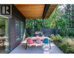 1061 Cashato Crescent, Revelstoke, BC V0E2S1 Photo 17