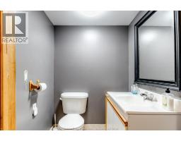 40 Nicholas Street, Leamington, ON N8H3R9 Photo 34