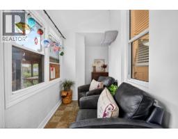25 Book Road, Grimsby, ON L3M2M3 Photo 32