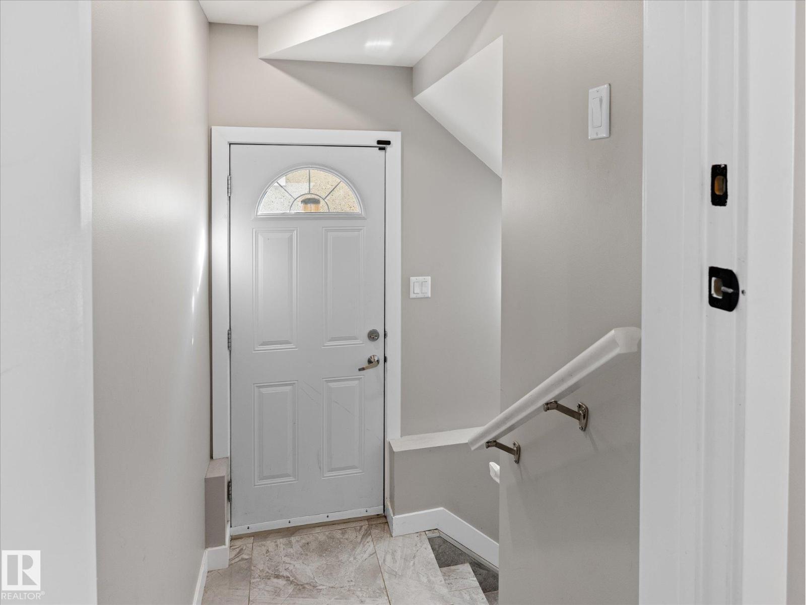 10625 96 ST NW - 17