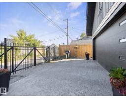 10625 96 St Nw, Edmonton, AB T5H2J1 Photo 44