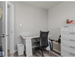 10625 96 St Nw, Edmonton, AB T5H2J1 Photo 37