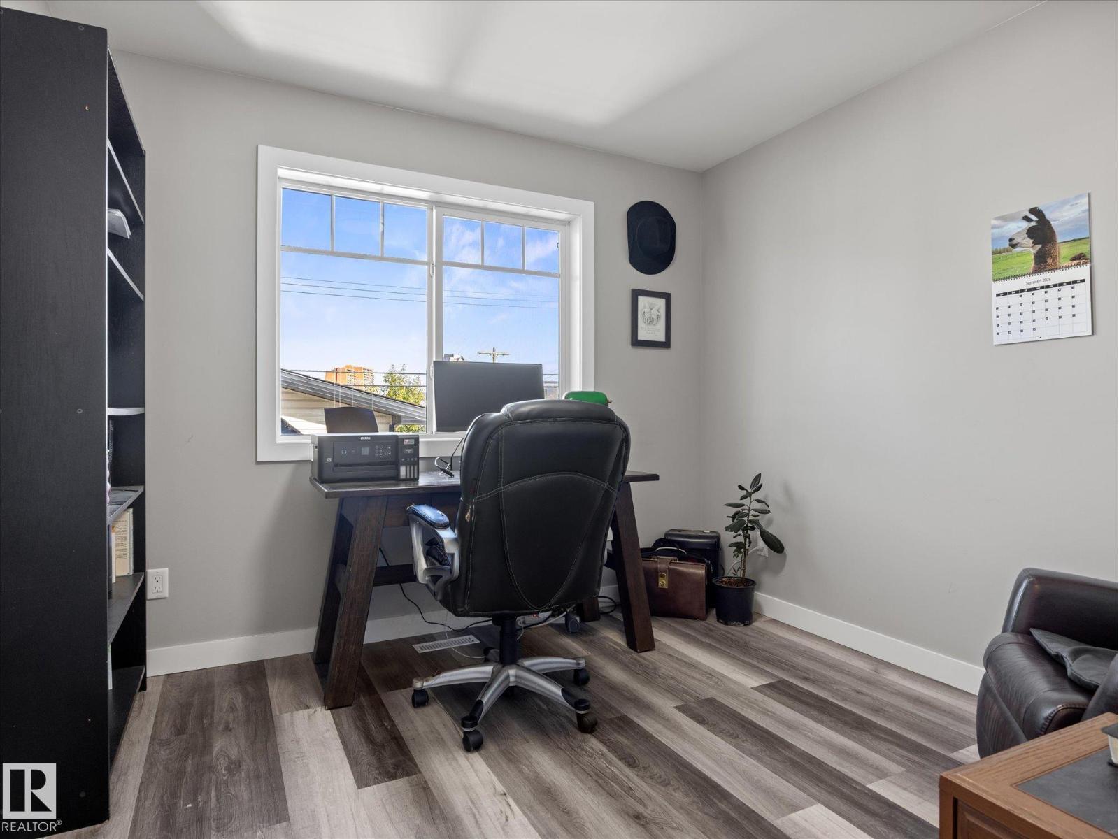 10625 96 ST NW - 34