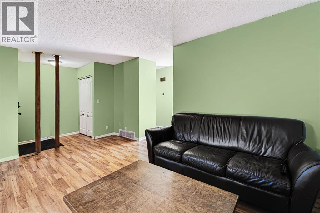 29 Abbott Close, Red Deer