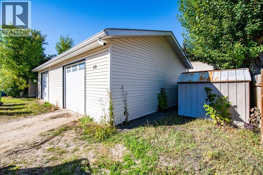 29 Abbott Close, Red Deer
