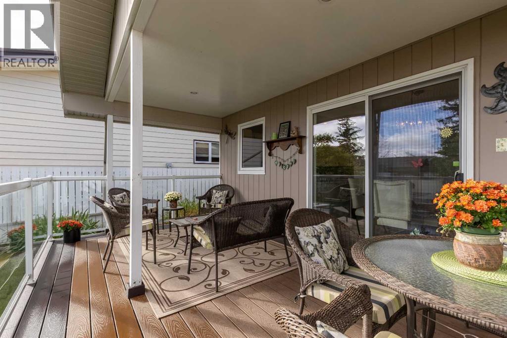 10 Seneca Place W - 34