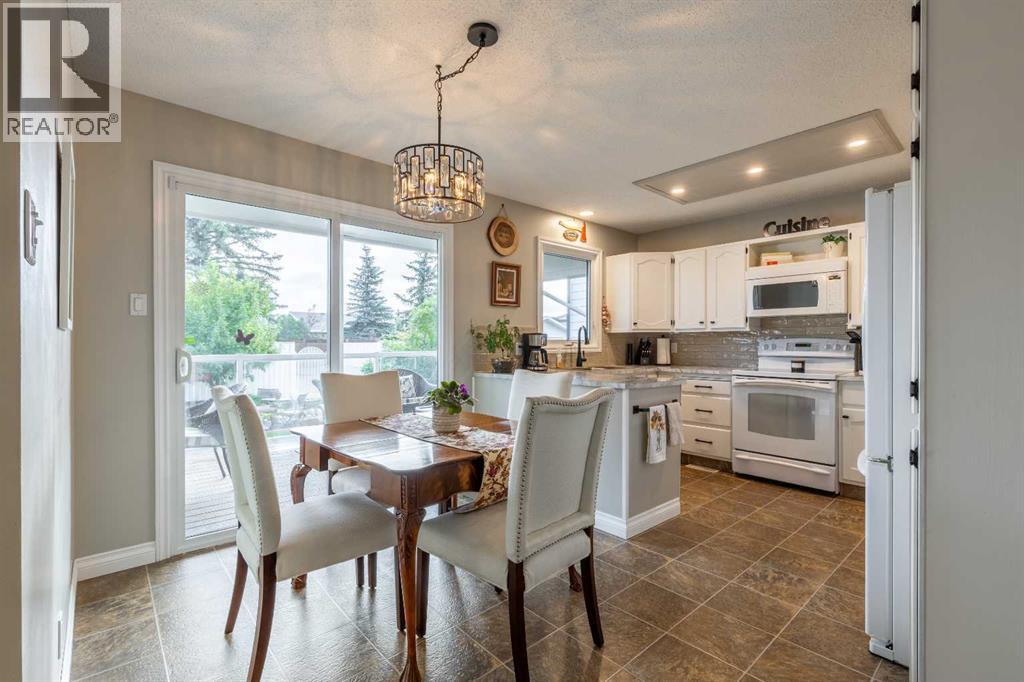 10 Seneca Place W - 8