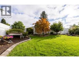 10 Seneca Place W, Lethbridge, AB T1K4M7 Photo 32
