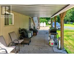 Bedroom - 11703 Highway 41, Addington Highlands, ON K0H1Z0 Photo 9