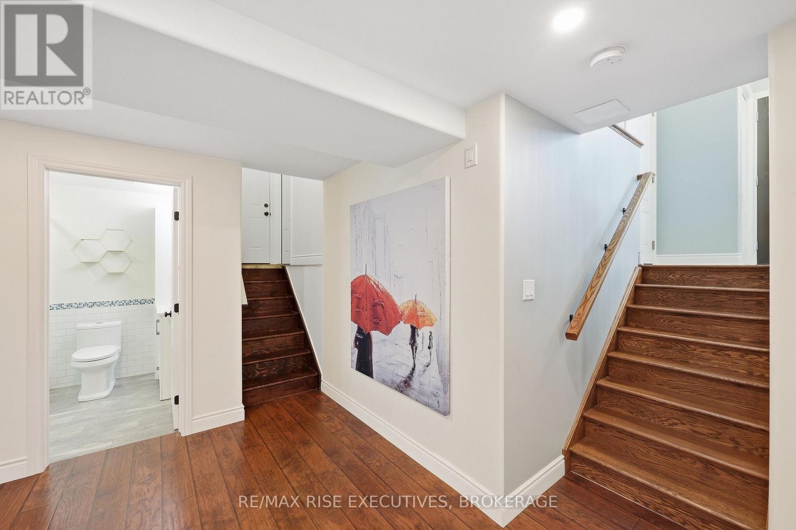 1500 CRIMSON CRESCENT - 36