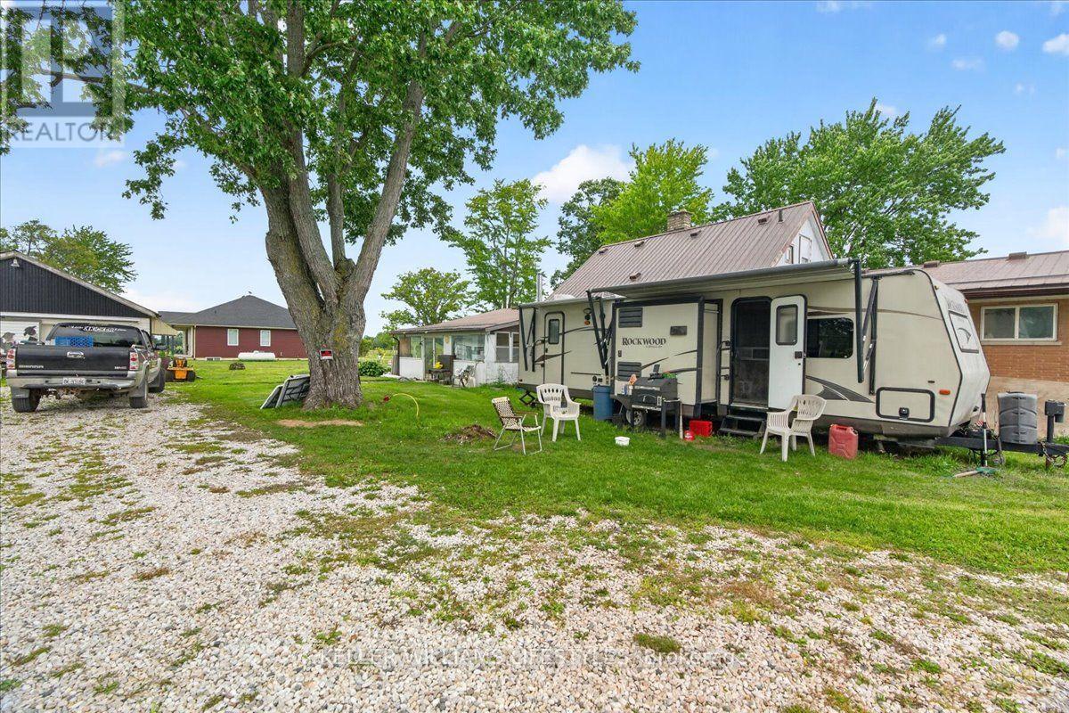 22257 PRATT SIDING ROAD W - 21