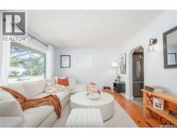 1005 Coteau Street W, Moose Jaw, SK S6H5G3 Photo 8