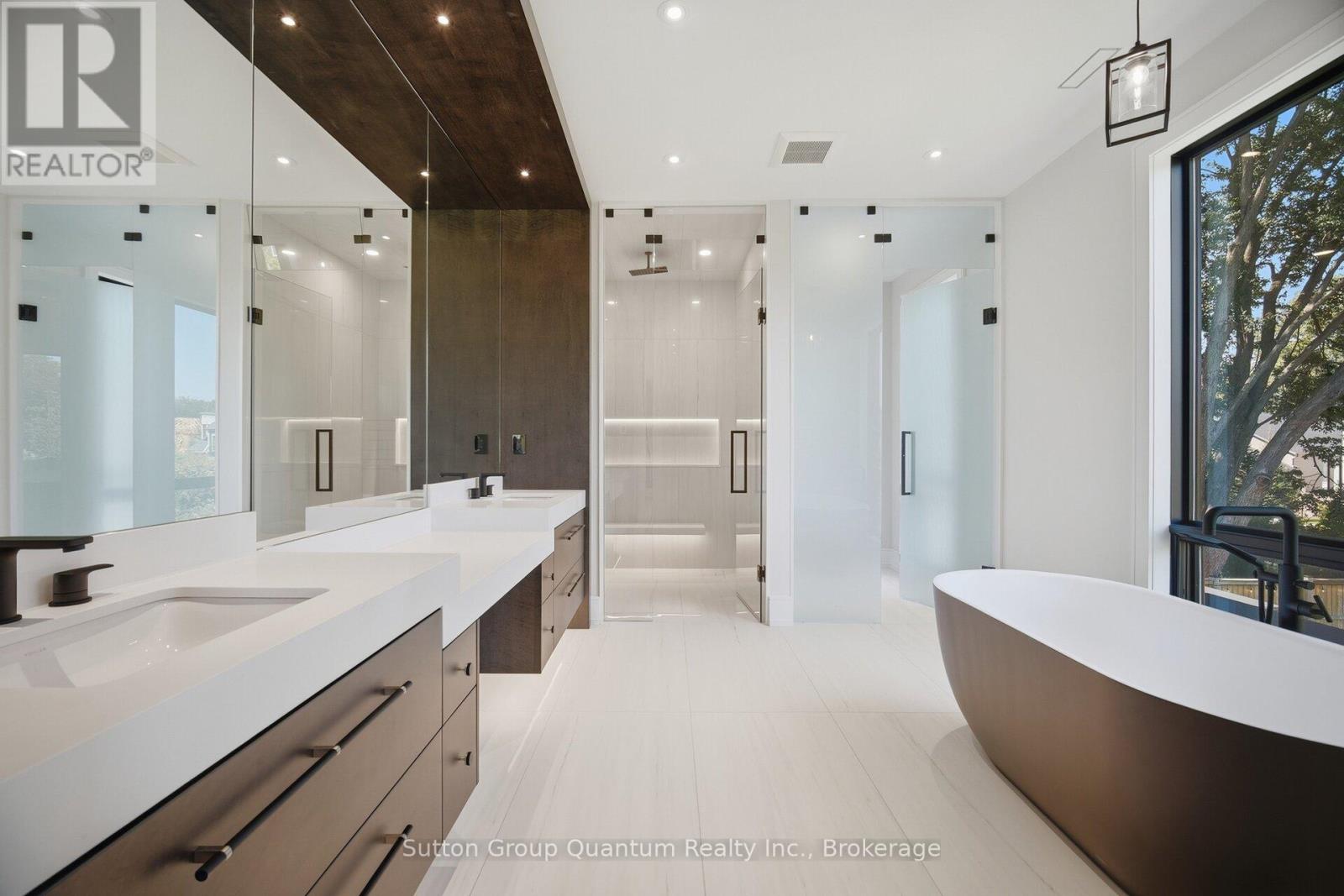 1071 SCOTT AVENUE N - Image 32