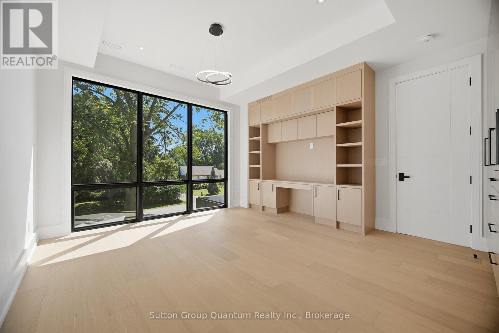 1071 SCOTT AVENUE N - Image 38