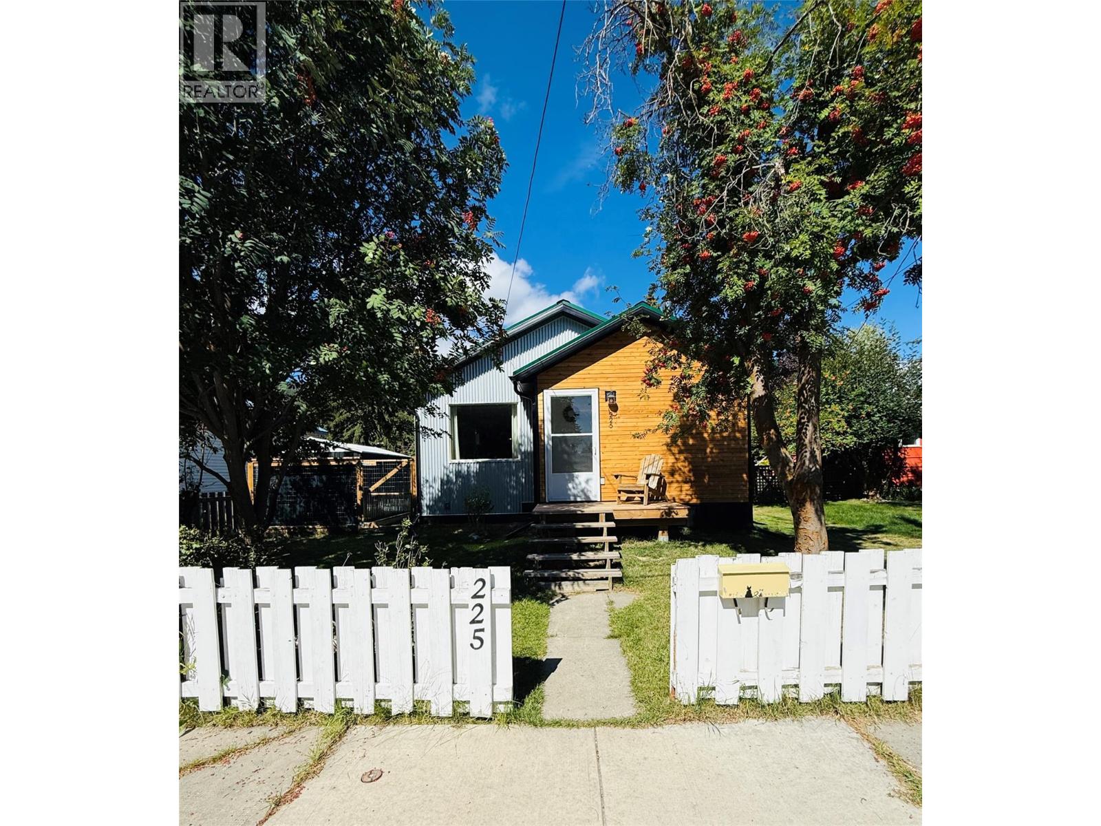 225 Dalgren Street - 1