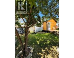 Laundry room - 225 Dalgren Street, Kimberley, BC V1A1J4 Photo 6