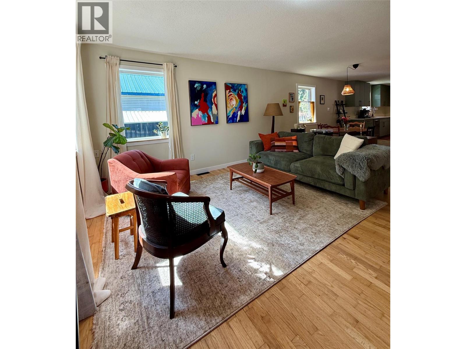 225 Dalgren Street - 35